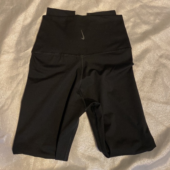 Nike Leggings - Picture 5 of 5